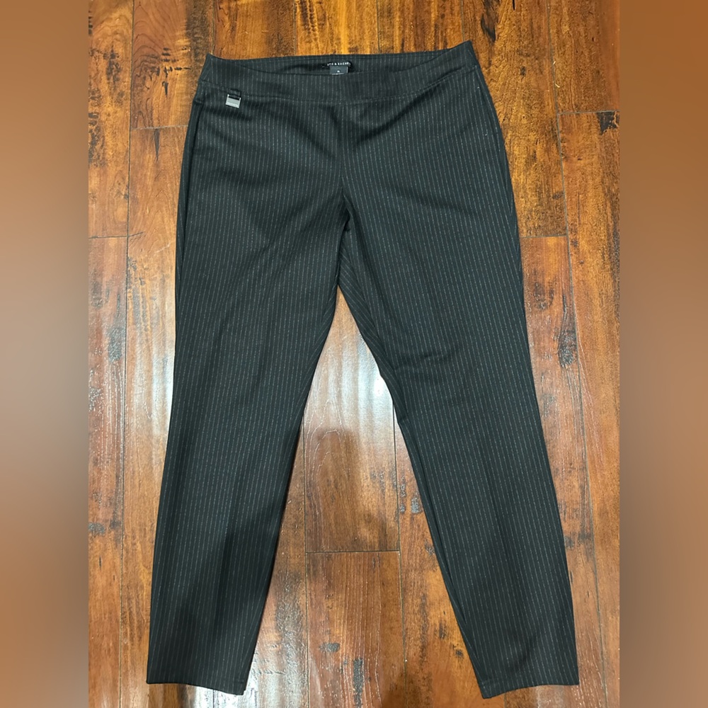 Zac and Rachel Black pin stripe women’s stretch dress pants size xl